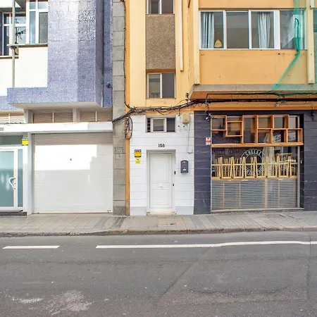 Canteras 128 Piso 2 * Las Palmas