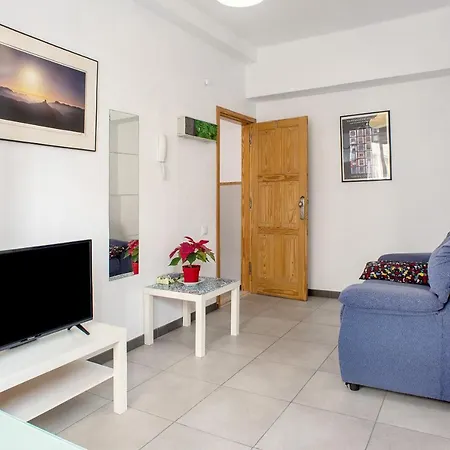 Canteras 128 Piso 2 *